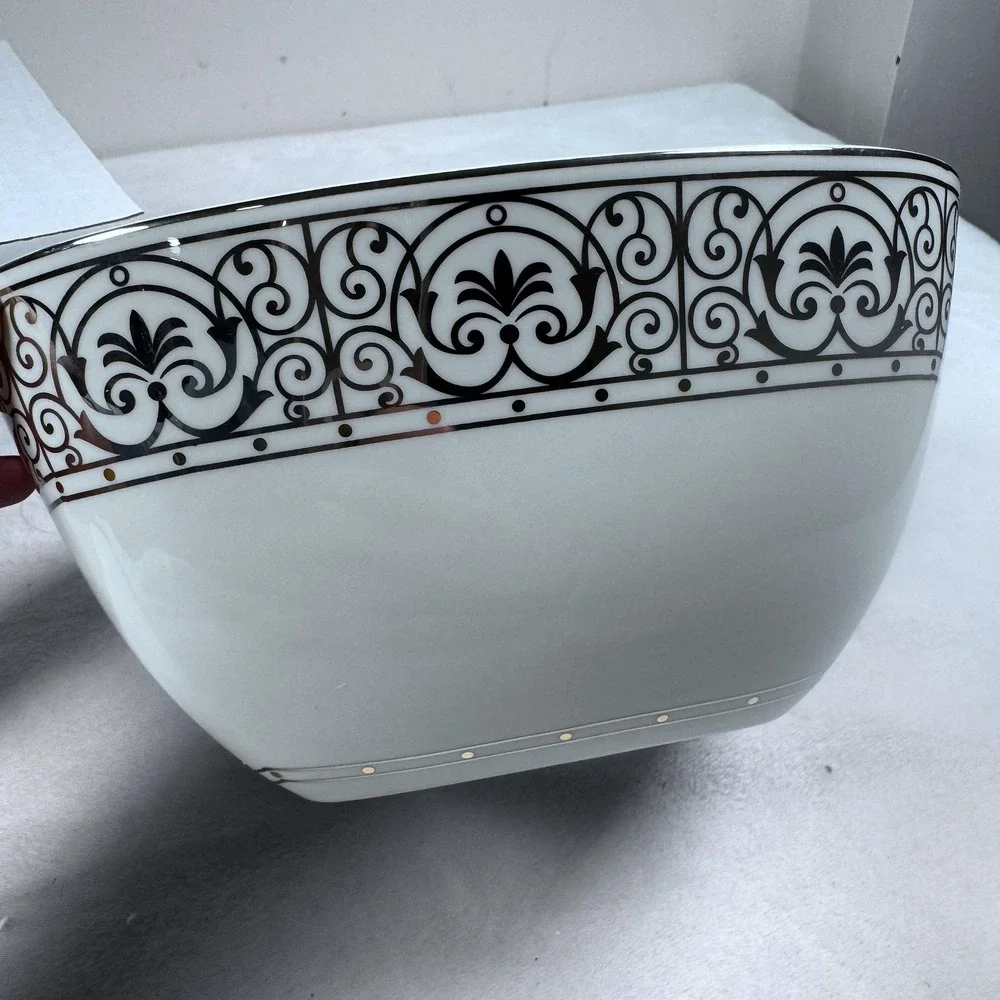 Lenox Windsor Gold Square Serving‎ Bowl Bone China White Gold Scroll Band